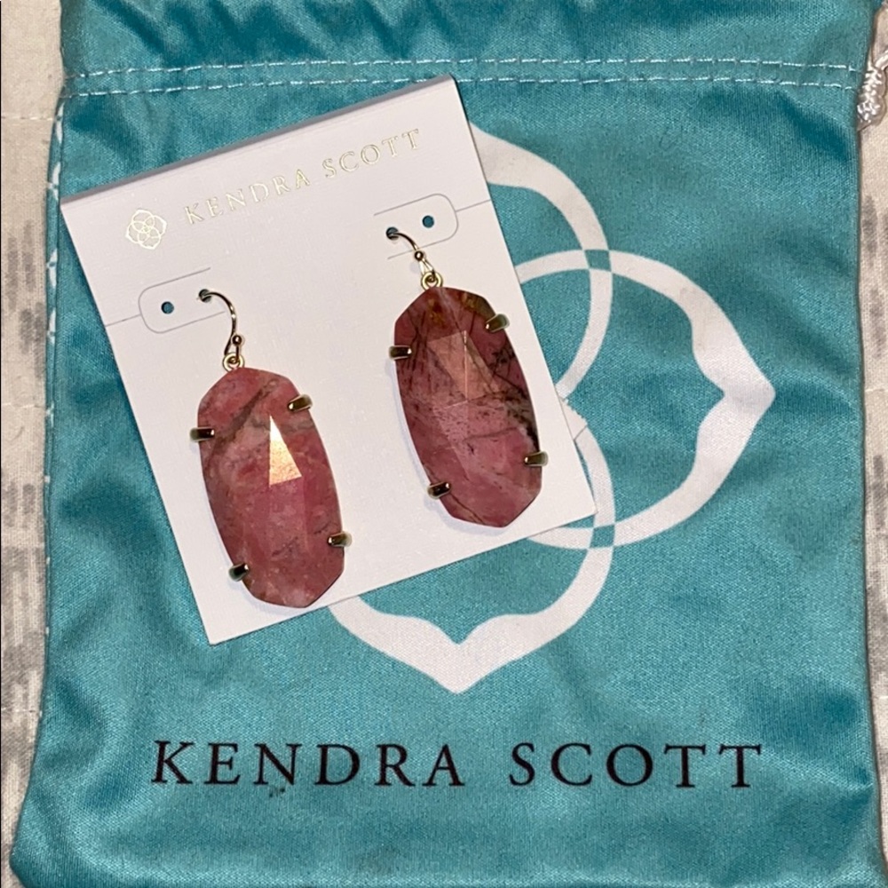 Kendra Scott Rose earrings